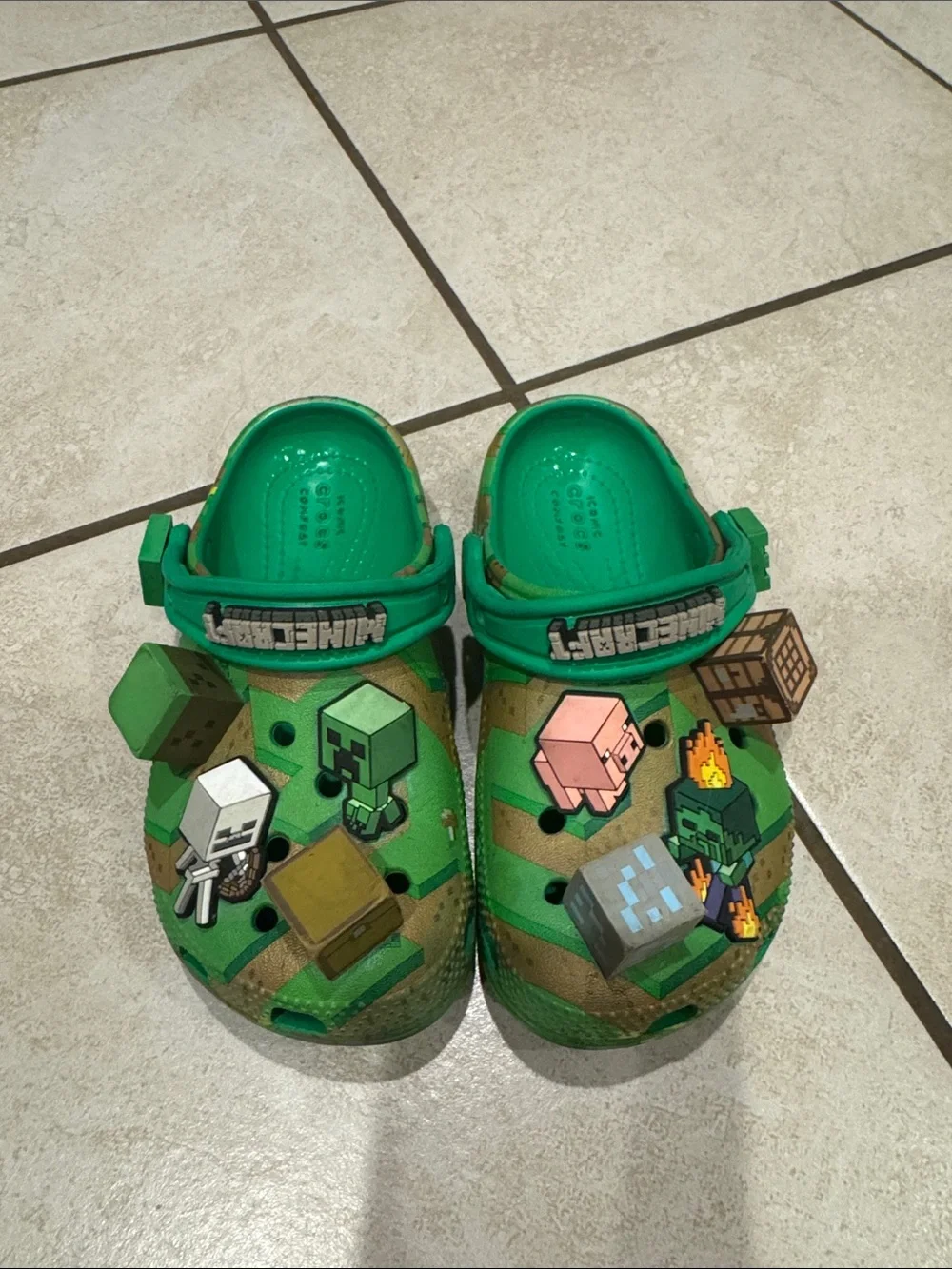 Crocs Kids Minecraft Green Pixel-Style Clog Shoes with Game Character Accents